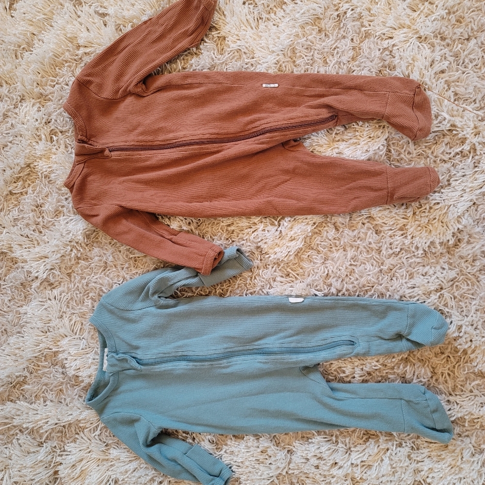 Twin Boys coordinating organic sleepers